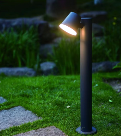 Mayoristas en gran cantidad de columnas de faros LED de alta calidad para jardines y céspedes, con ángulo ajustable.  - 100—500